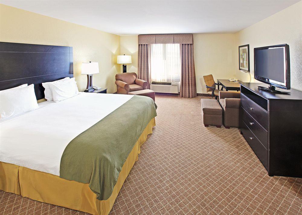 Comfort Inn & Suites Pine Bluff Camera foto