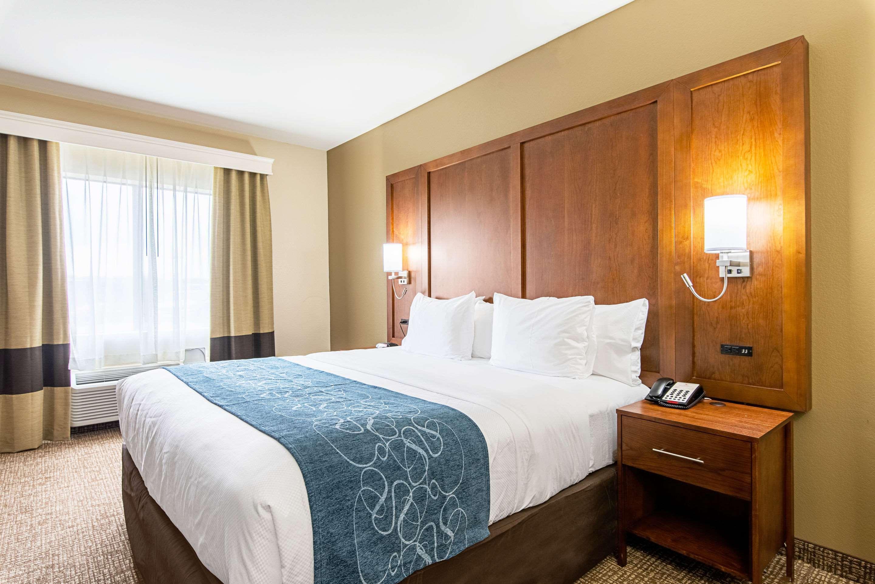 Comfort Inn & Suites Pine Bluff Esterno foto