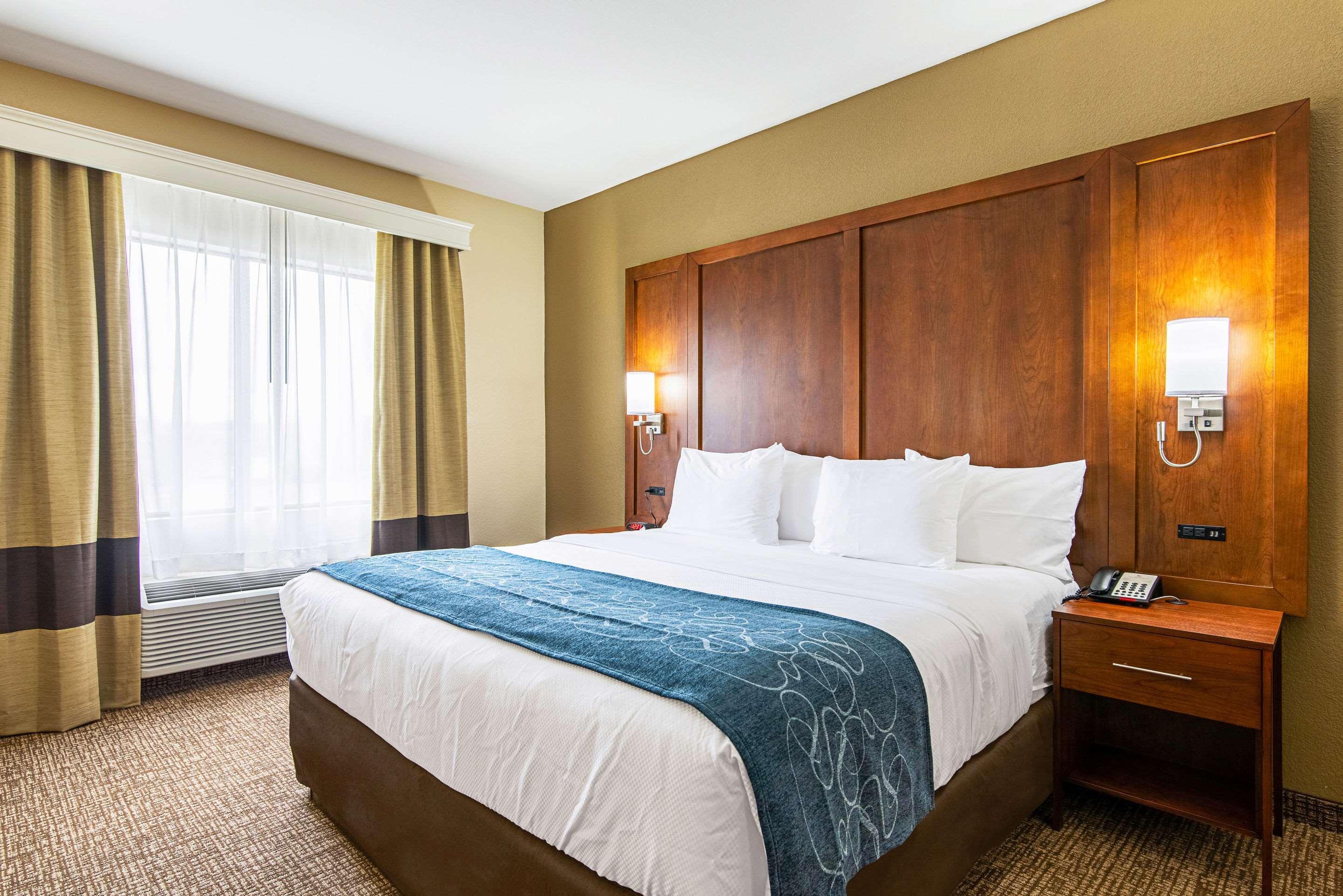 Comfort Inn & Suites Pine Bluff Esterno foto