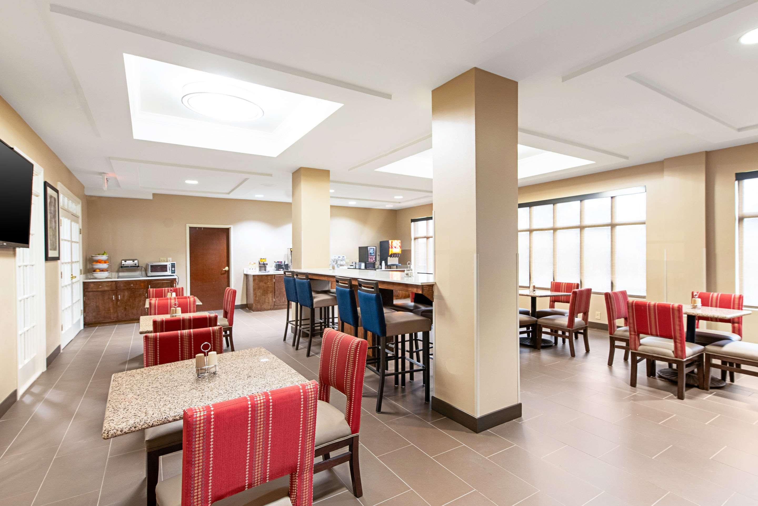 Comfort Inn & Suites Pine Bluff Esterno foto