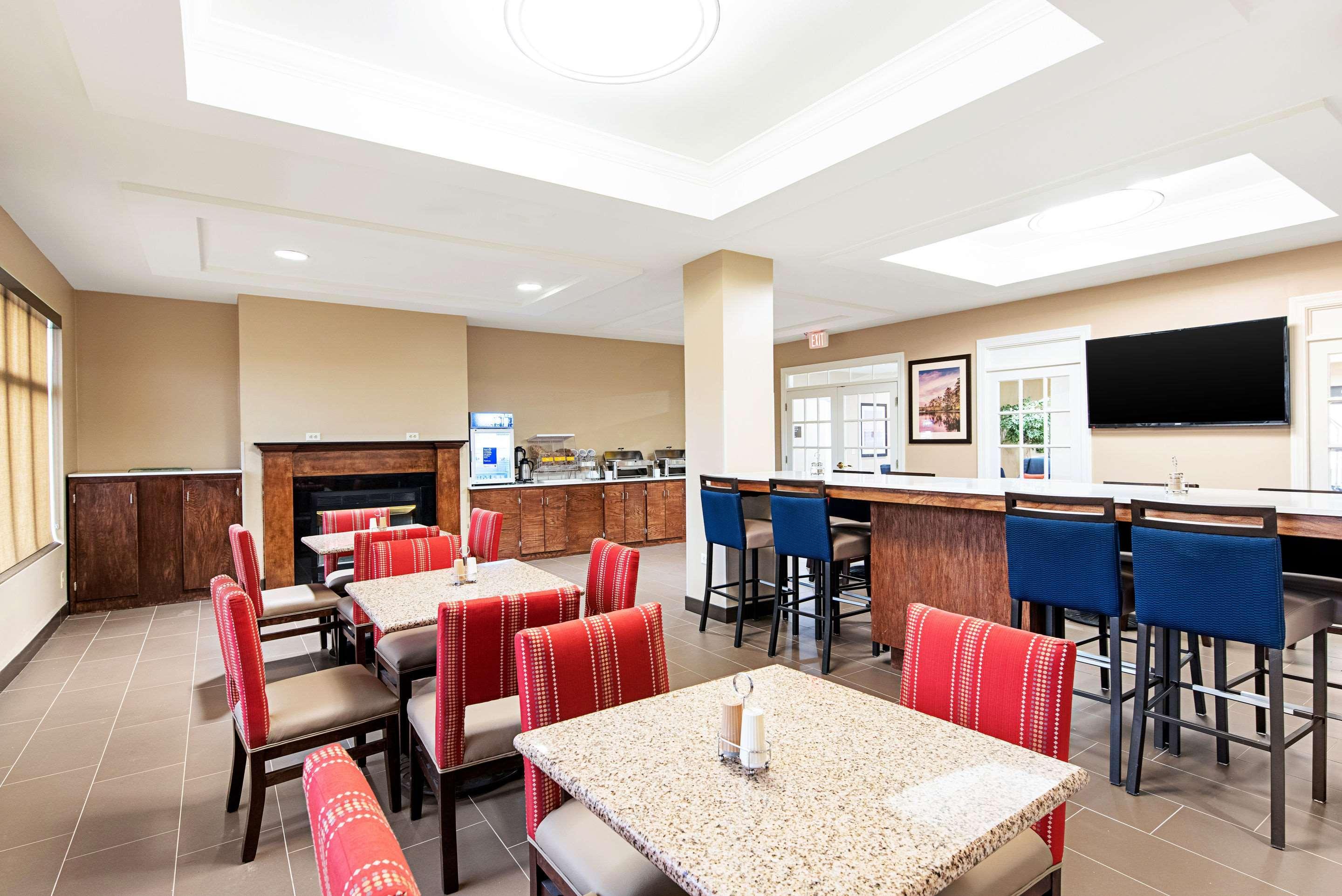 Comfort Inn & Suites Pine Bluff Esterno foto