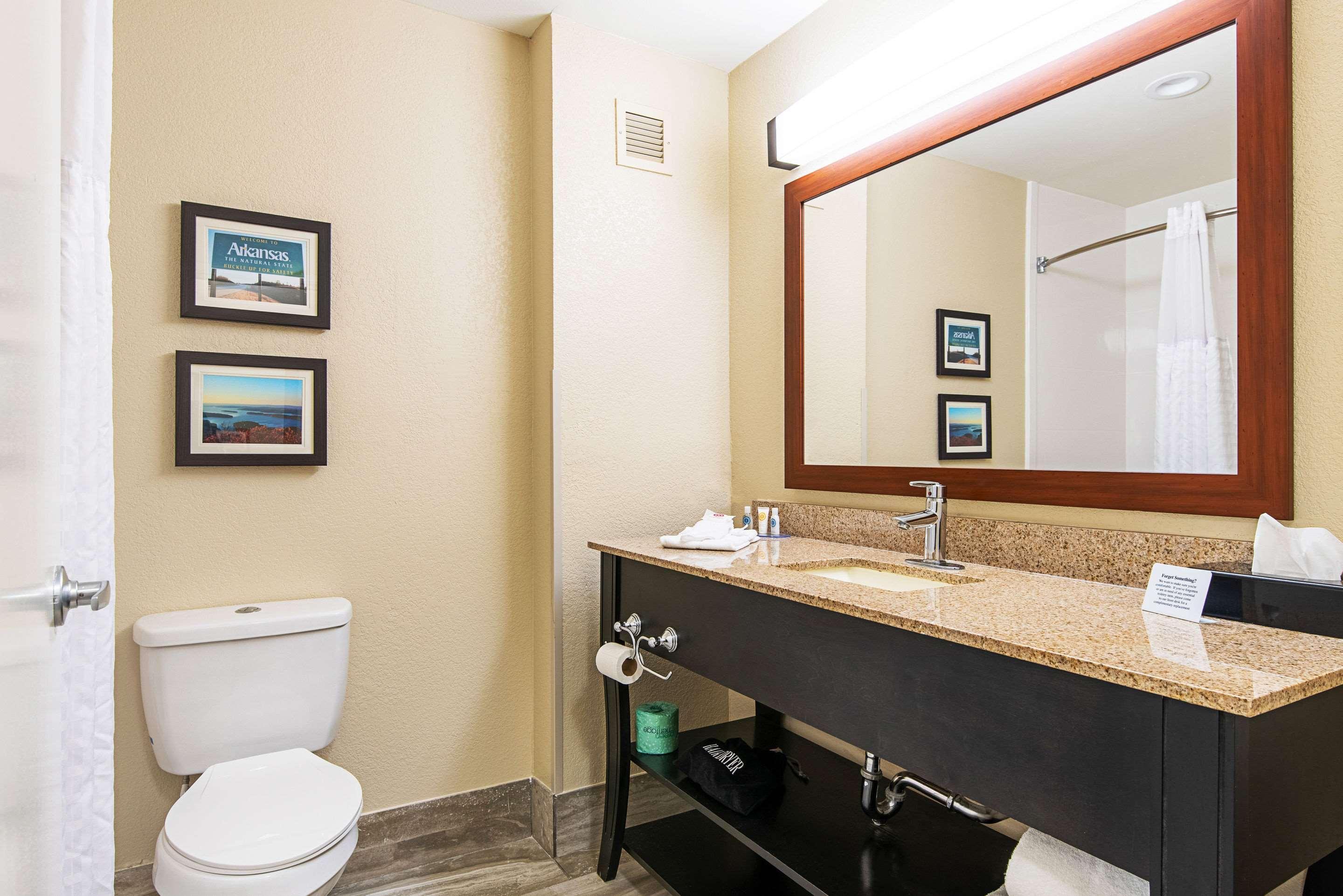 Comfort Inn & Suites Pine Bluff Esterno foto