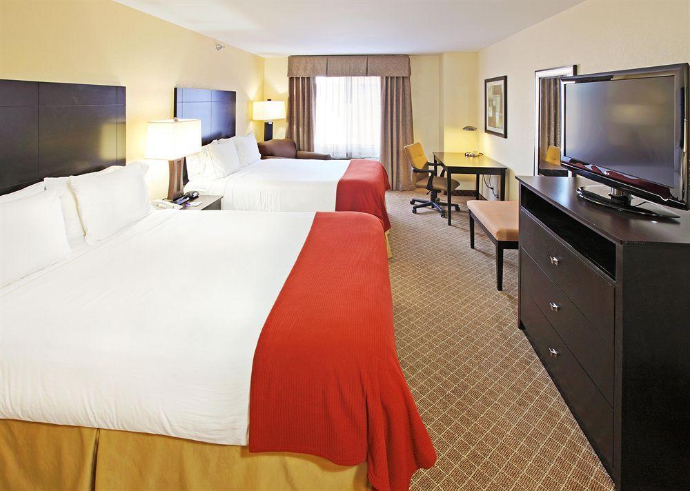 Comfort Inn & Suites Pine Bluff Esterno foto